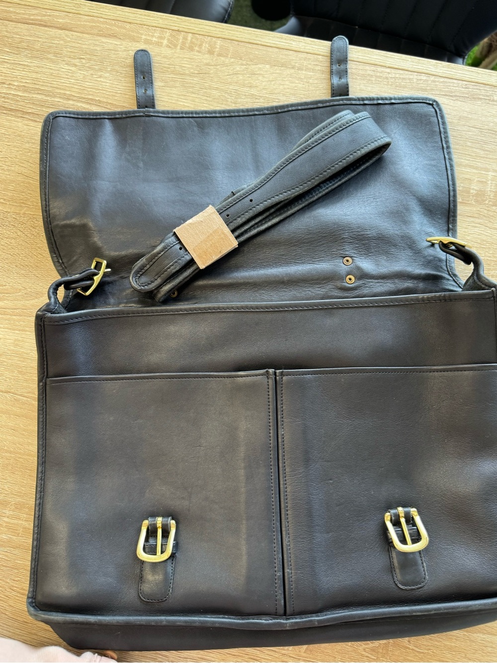 VINTAGE COACH BLACK LEATHER BUCKLE CLOSURE BRIEFCASE - Picture 4 of 14